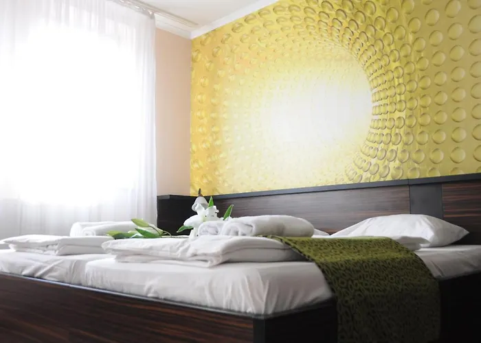 Green Hotel Budapest